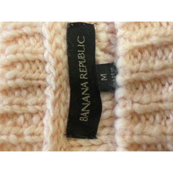 Banana Republic Pink Cable Knit Sweater Medium - Picture 3 of 6
